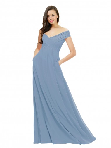 Staubiges Blau A-Linien Off-Schulter Chiffon Lange Brautjungfernkleider Lieferanten