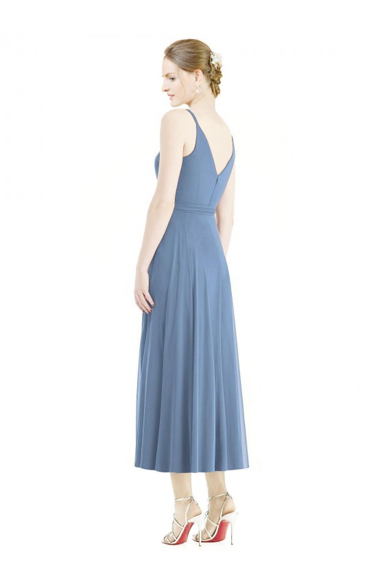 Staubiges Blau A-Linien Spaghetti-Träger Wadenlang Chiffon Kurze Brautjungfernkleider Lieferanten