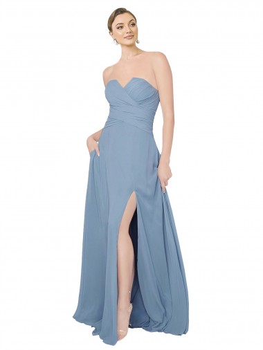 Staubiges Blau A-Linien Trägerlos Chiffon Lange Brautjungfernkleider Lieferanten