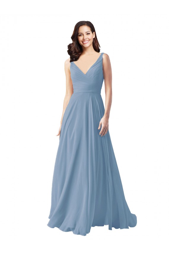 Staubiges Blau A-Linien V-Ausschnitt Chiffon Lange Brautjungfernkleider Lieferanten