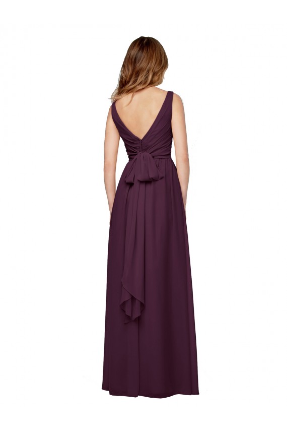 Traube A-Linien V-Ausschnitt Chiffon Lange Brautjungfernkleider Lieferanten